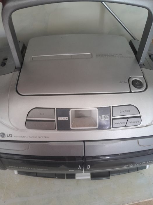 Магнитофон LG 1996 Г.