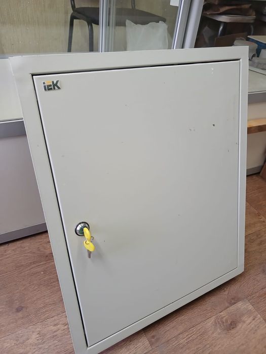 электрический распределительный щит