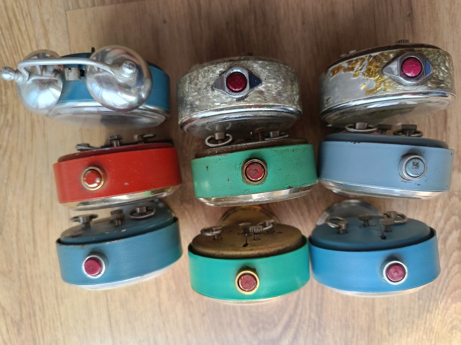 Различни будилници Слава