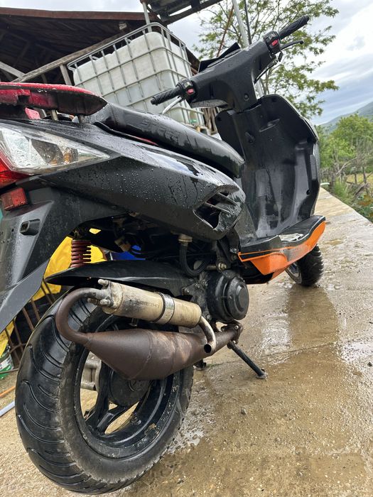 Scuter 49cc in state foarte buna