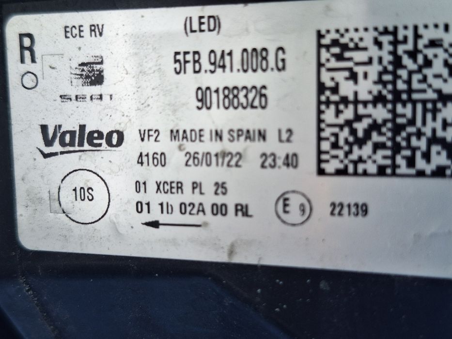 Десен Фар Ксенон За Seat Leon MK4 от 2020-2024 Година Сеат Леон МК4