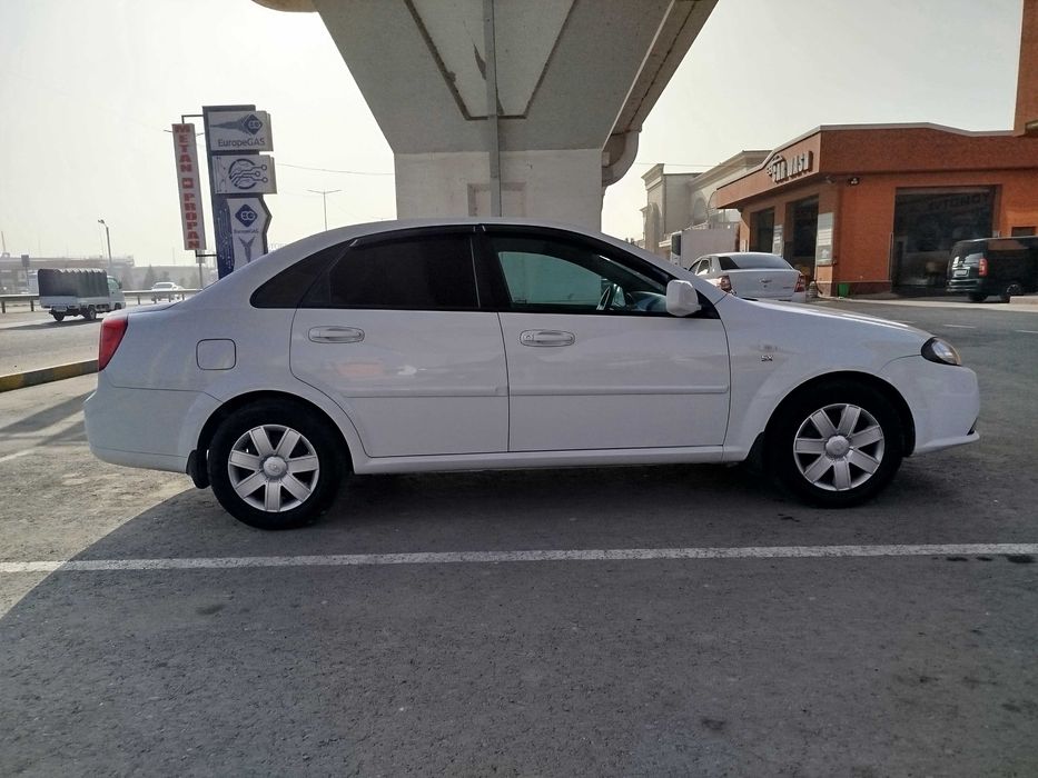 Gentra Evro 2  Sotiladi 2015-yil