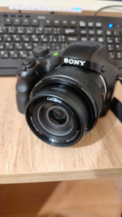 Фотоапарат Sony DSC-HX300