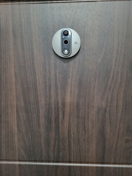 Видеозвонок для входной двери