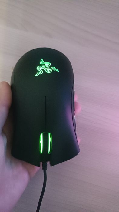 Продам мышку игровую Razer