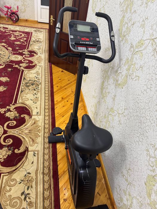 Продаются велотренажёры Life Gym