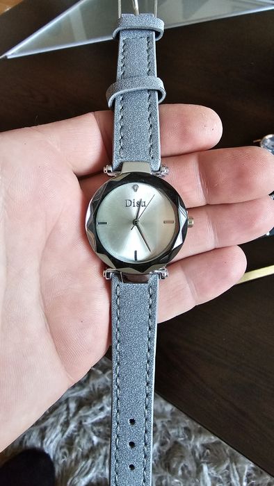 Set ceasuri de damă