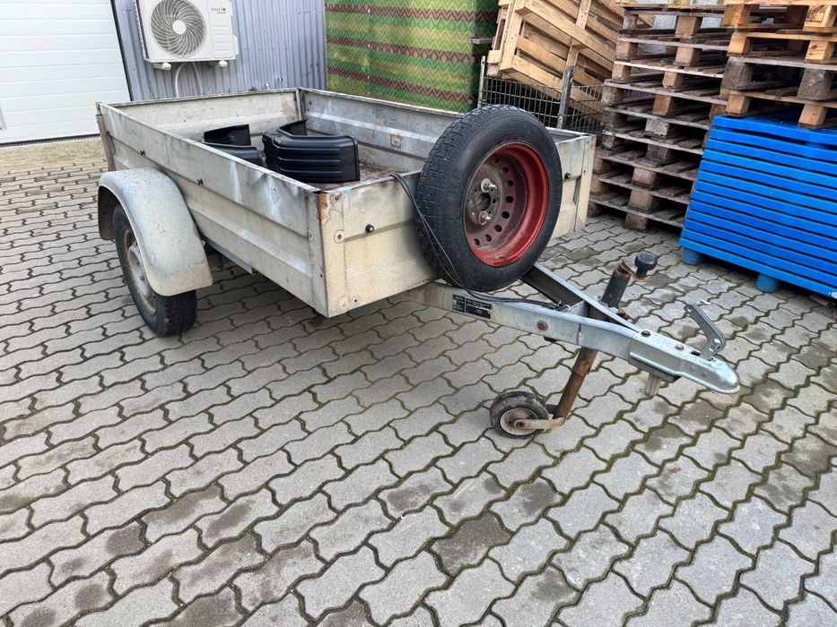 Remorcuta Stema an 1999 masa maxima 700kg Imatriculata