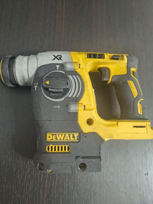 Dewalt rotopercutor dch273