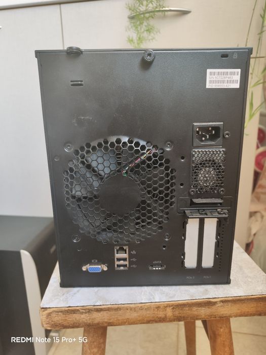 Микросървър HP Proliant
