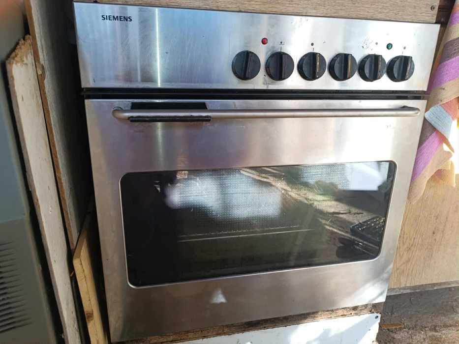 Фурна и котлони за вграждане Simens