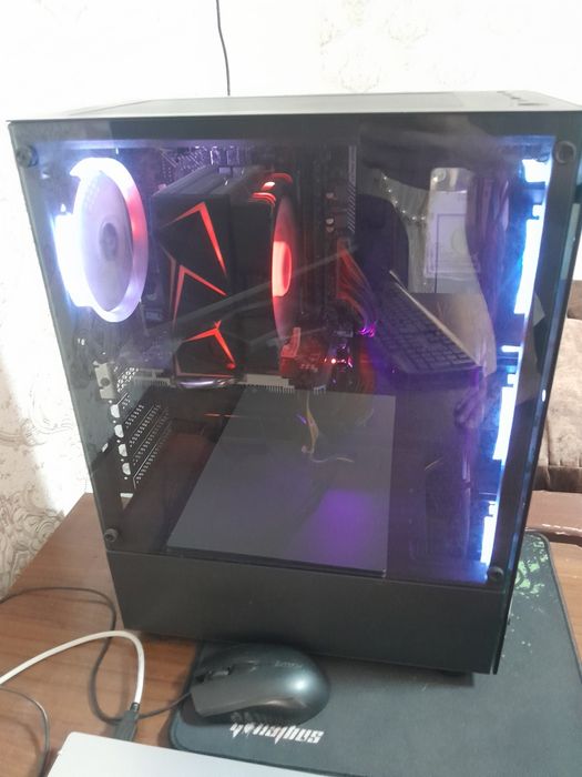 Настольный компьютер