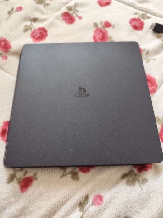 PlayStation 4 Slim