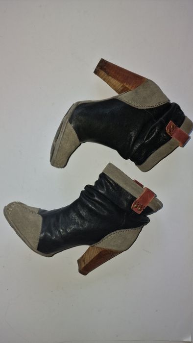 Ghete piele  cu toc 8.5 cm Terra Plan