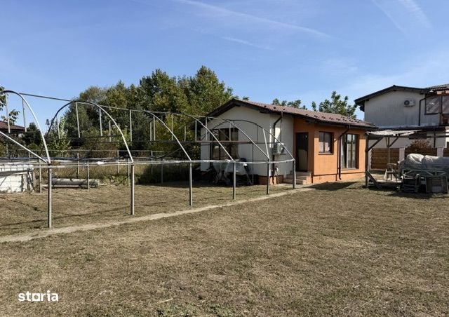 Teren 500 mp, spatiu depozitare 65mp, beci 21mp