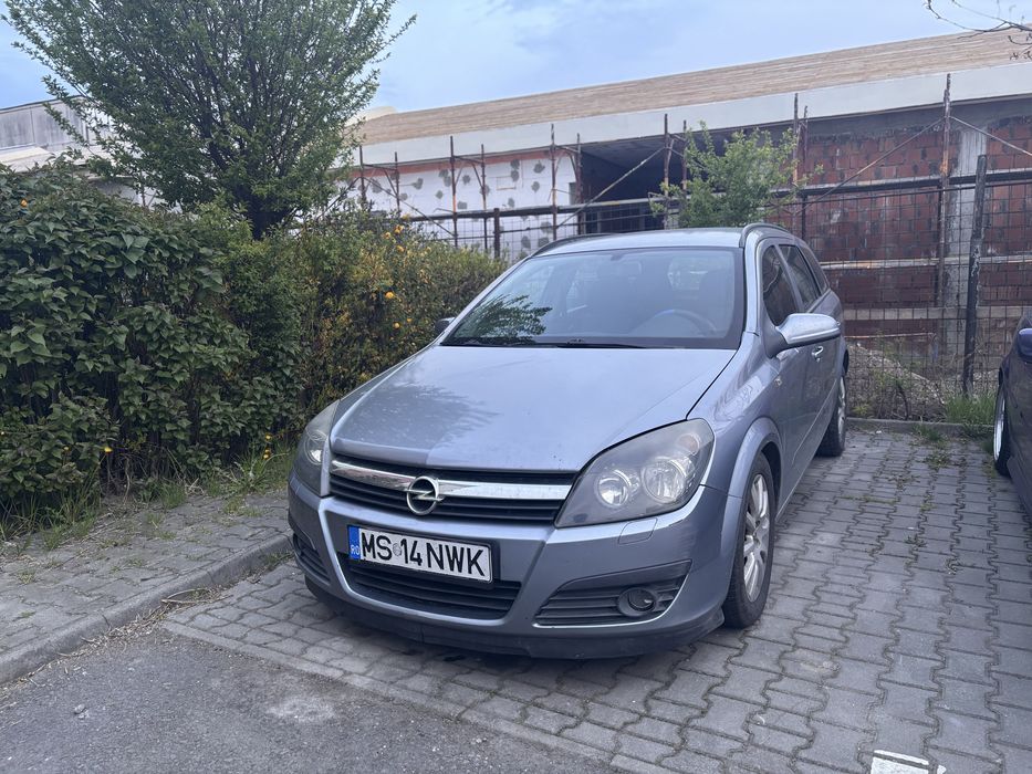 Se vinde Opel Astra H, an 2006, motor 1.7 CDTI diesel