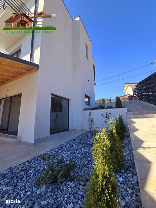 Duplex Lux 4 Camere 115 Mp Curte 300 Mp Hli̇ncea Pădure 158.000 Euro