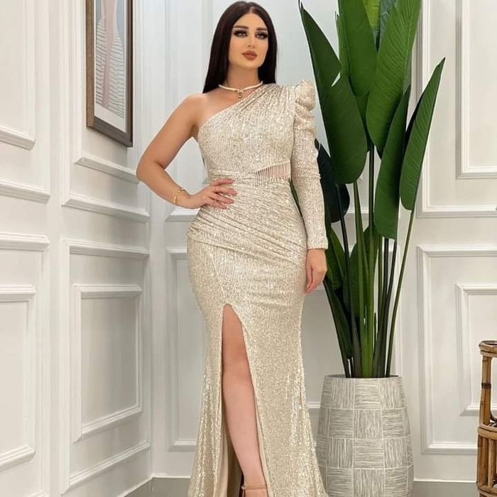 Vand rochie de ocazie