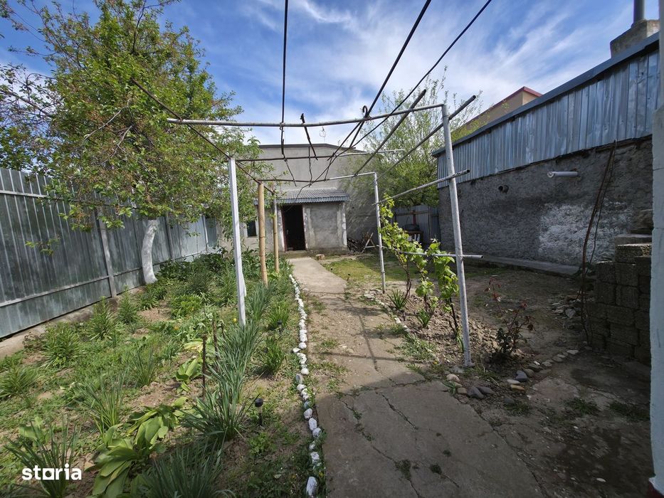 Casa zona  Buzaului - Radu Negru , sup 264 mp