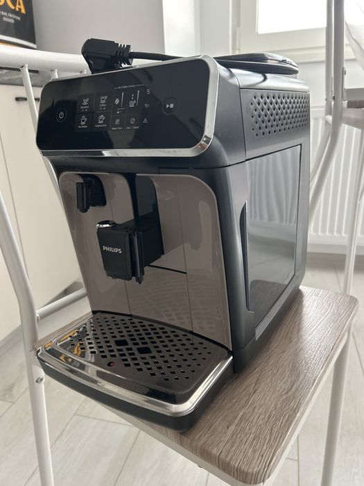 Espressor automat Philips LatteGO