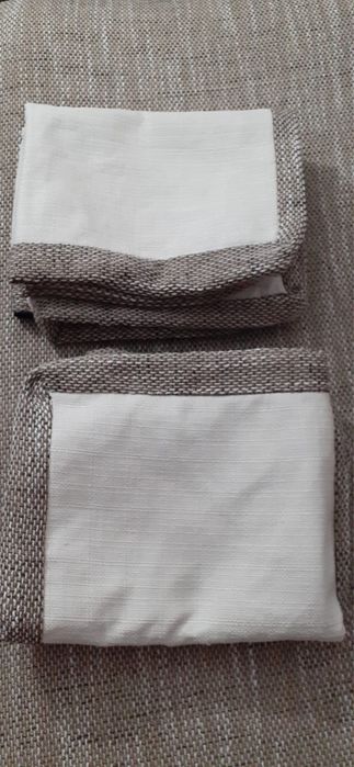 Coltar living in stare excelenta