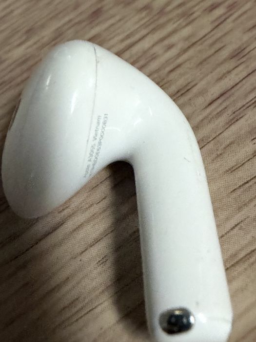 Airpods 4правый оригинал