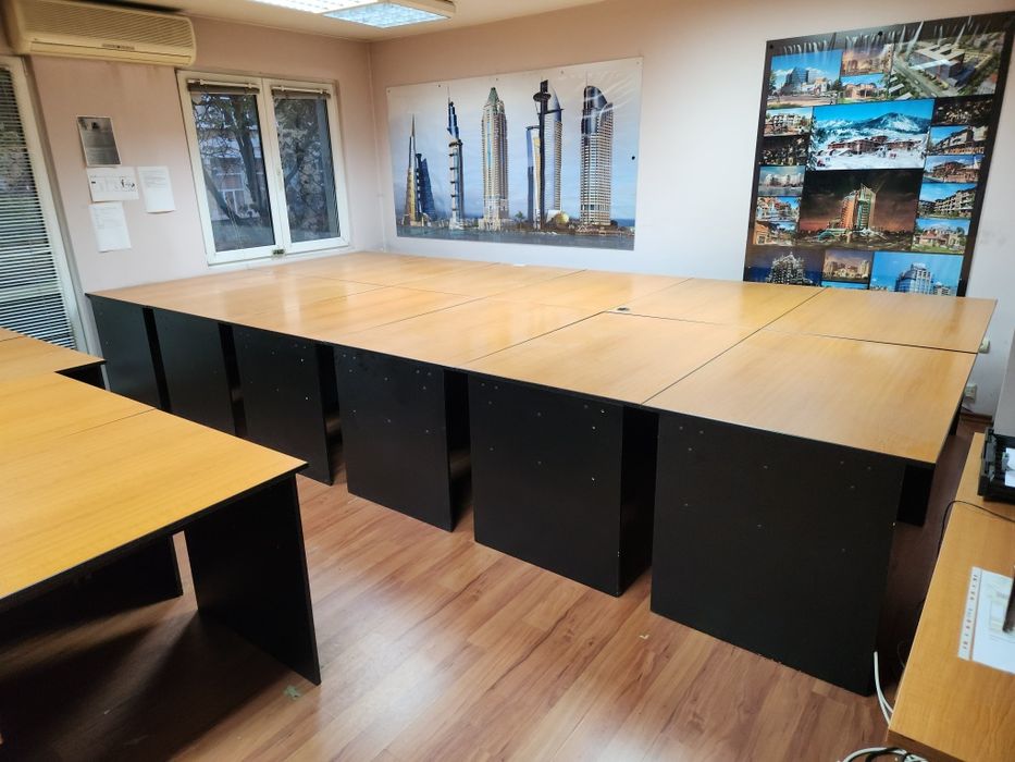 Офис оборудване и столове