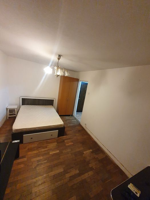 Inchiriez Garsonieră