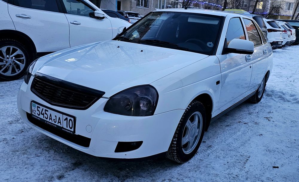 Продам приору 2013 года выпуска