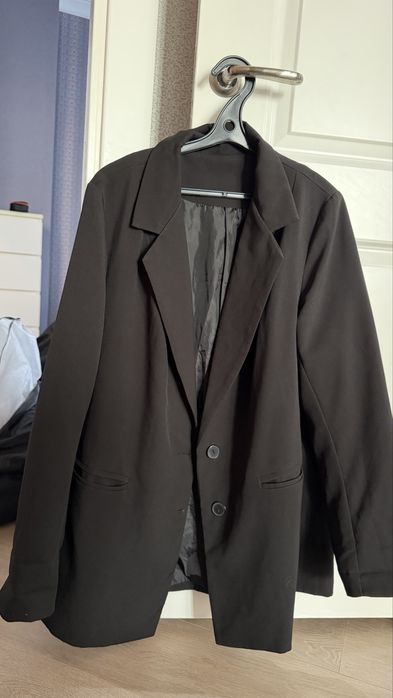 Пиджак черный , оверсайз