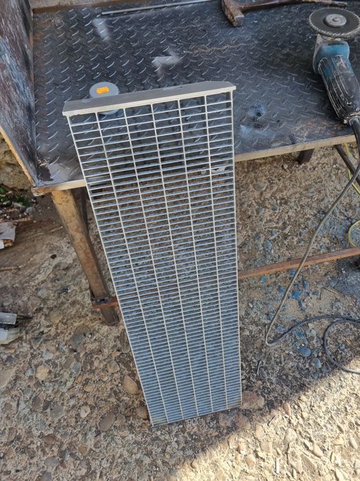 Trepte metalice galvanizate