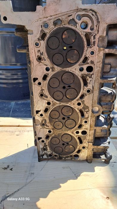 Цилиндрова глава за Форд Транзит 2.4TDCI