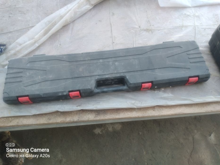 Шлефмашинка жрафа ва набор шпатель