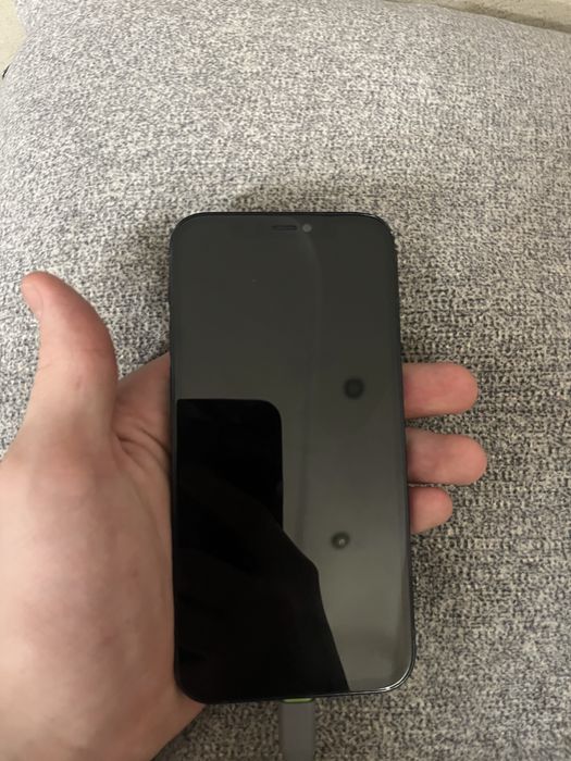 Айфон 12+ айфон се