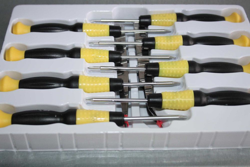 Комплект финни отверки Hengwc T-3214 за ремонт на телефони и др.