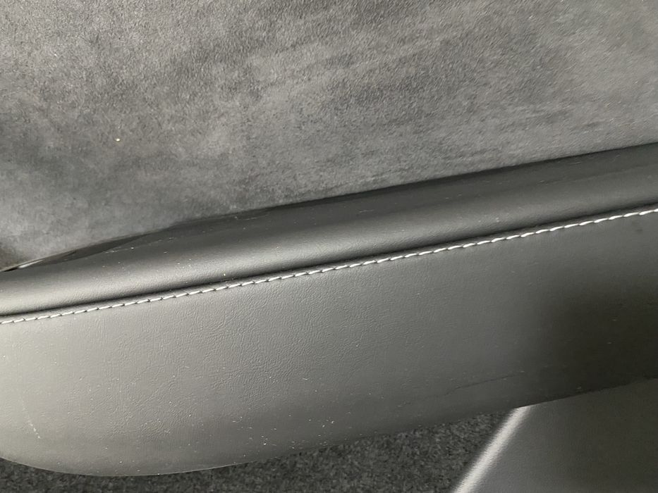 Tapiterie fata de usa capitonaj dreapta fata Tesla model Y an de la 23