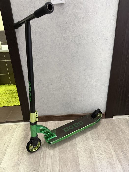 Самокат трюковой