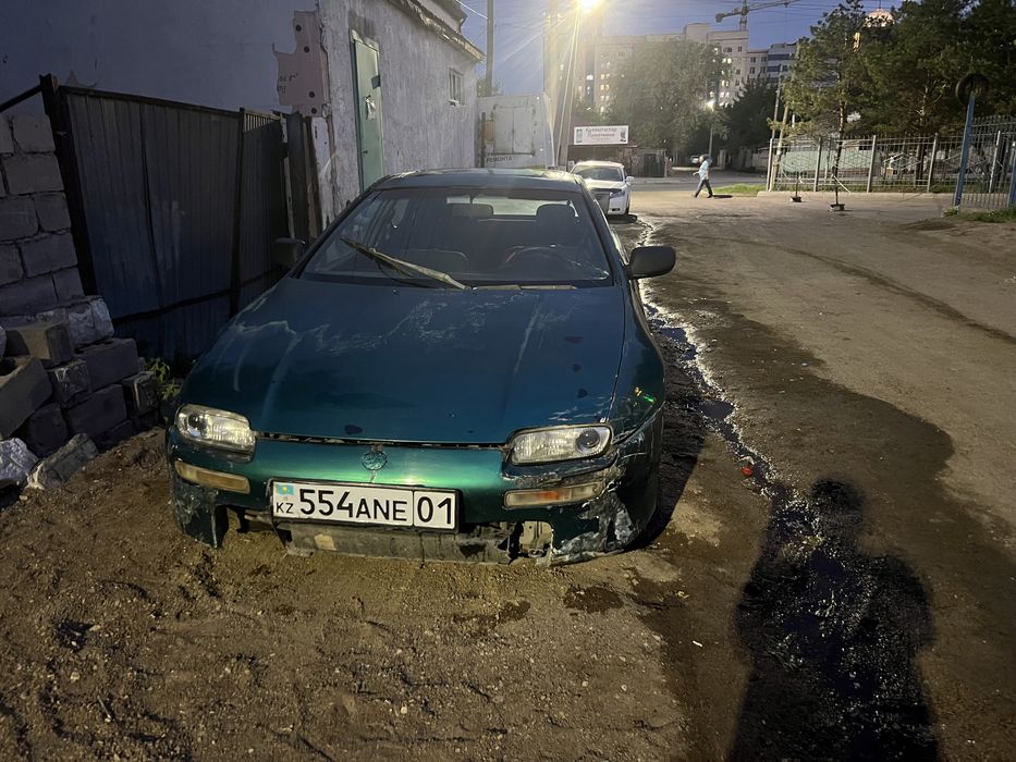 Продам мазду  автомат на ходу