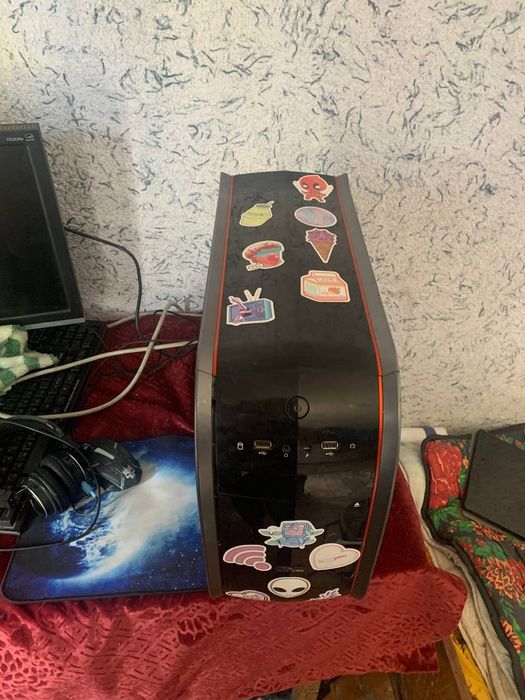 Domashniy kompyuter sotiladi