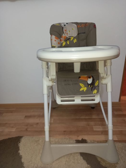 Scaun de masa bebelusi