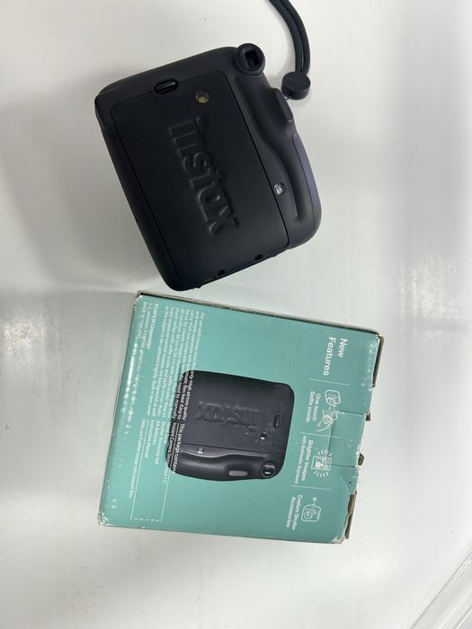 FujiFilm Instax Mini 11