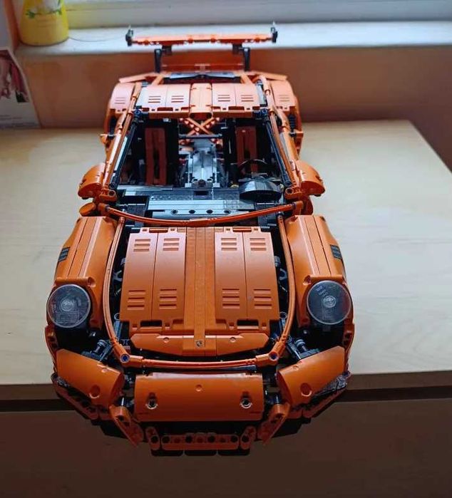 LEGO Technic 42056 Porsche 911 GT3 RS – 100% пълен, с кутия и книжка