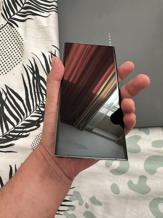 Samsung s23 ultra + наушники