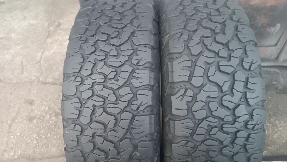 235/70/16 BF Goodrich Дот 4421