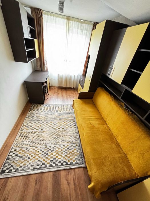 Inchiriez apartament ultracentral, zona Bizo, 2 dormitoare, living, 58m2