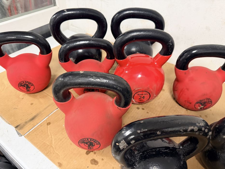 Kettlebell fier 8 kg 12 kg 14 kg 16 kg 18 kg 20 kg 24 kg 26 kg 28 kg 30 kg