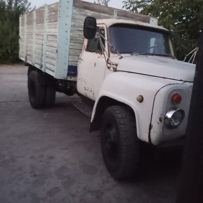 Сотилади  газ 53