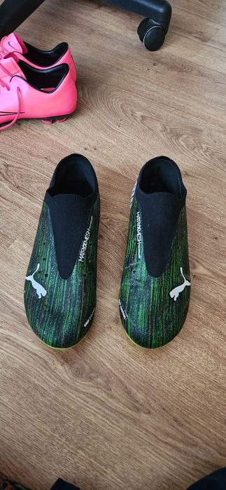 Бутонки Puma Ultra детски футболни обувки номер- 37.5