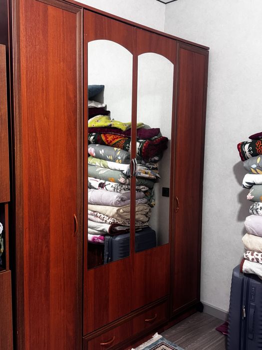 Мебель шкаф( отдельно доставка)