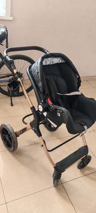 Продам коляску в хорошем состоянии